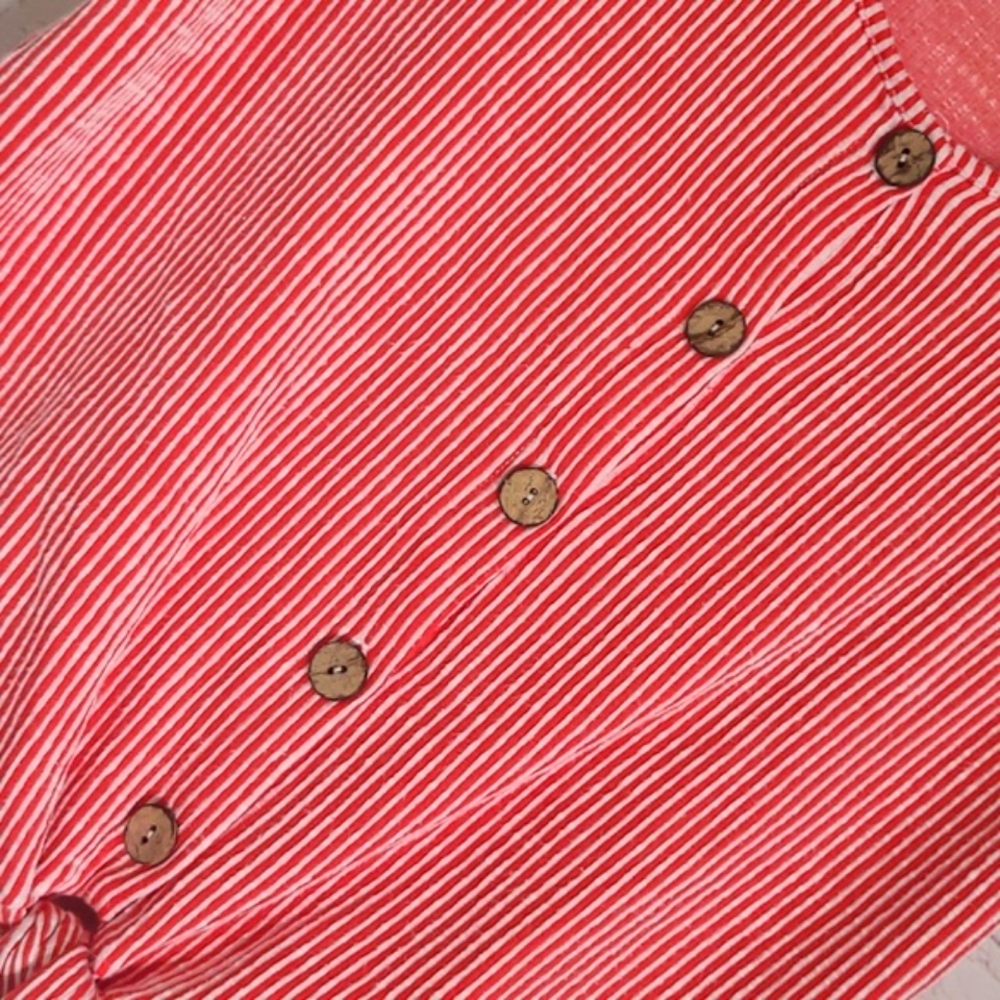 W5 Red & White Stripe Wood Button Front Tie Rockabilly Tee Tshirt Womens Size M - Picture 8 of 16